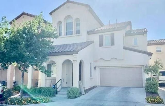 $599,999 | 1843 Cape Cod Landing Drive | Summerlin Village Enclave