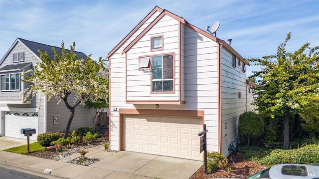 $530,000 | 240 Ruby Lane | South Vallejo