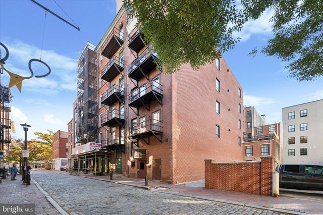 $2,475 | 222 Church Street, Unit 3F | Old City