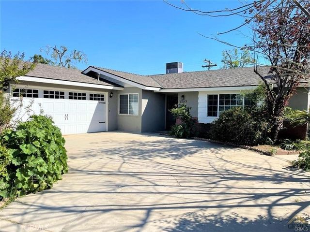 $2,100 | 3817 Ora Vista Avenue | Southwest Bakersfield