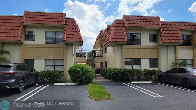 $225,000 | 11084 Royal Palm Boulevard, Unit 11084 | Country Club