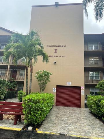 $352,000 | 12850 Southwest 4th Court, Unit 105I | Century Village