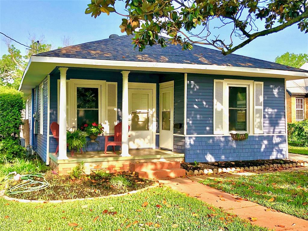 Built in 1920 per WC CAD ~ this charming home is the perfect home for you.  It has been a witness to the Salt Grass Trail ridding  down Academy St and to Maifest Parade floats making their way to Main St. On Chapel Hill St. Just blocks from Gay Hill St.