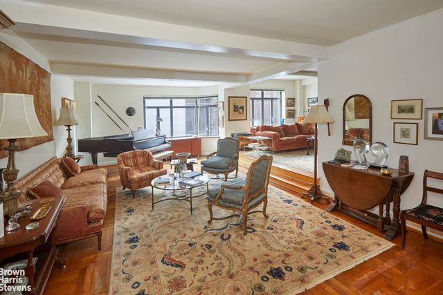 $1,795,000 | 25 West 54th Street, Unit 6FEH | Midtown Central