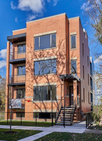 $2,300 | 1414 East 65th Place, Unit 2 | Woodlawn