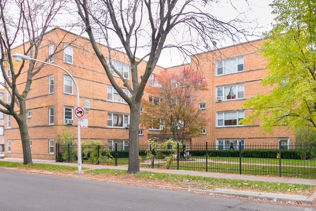 $184,900 | 2836 West Granville Avenue, Unit 2D | West Rogers Park