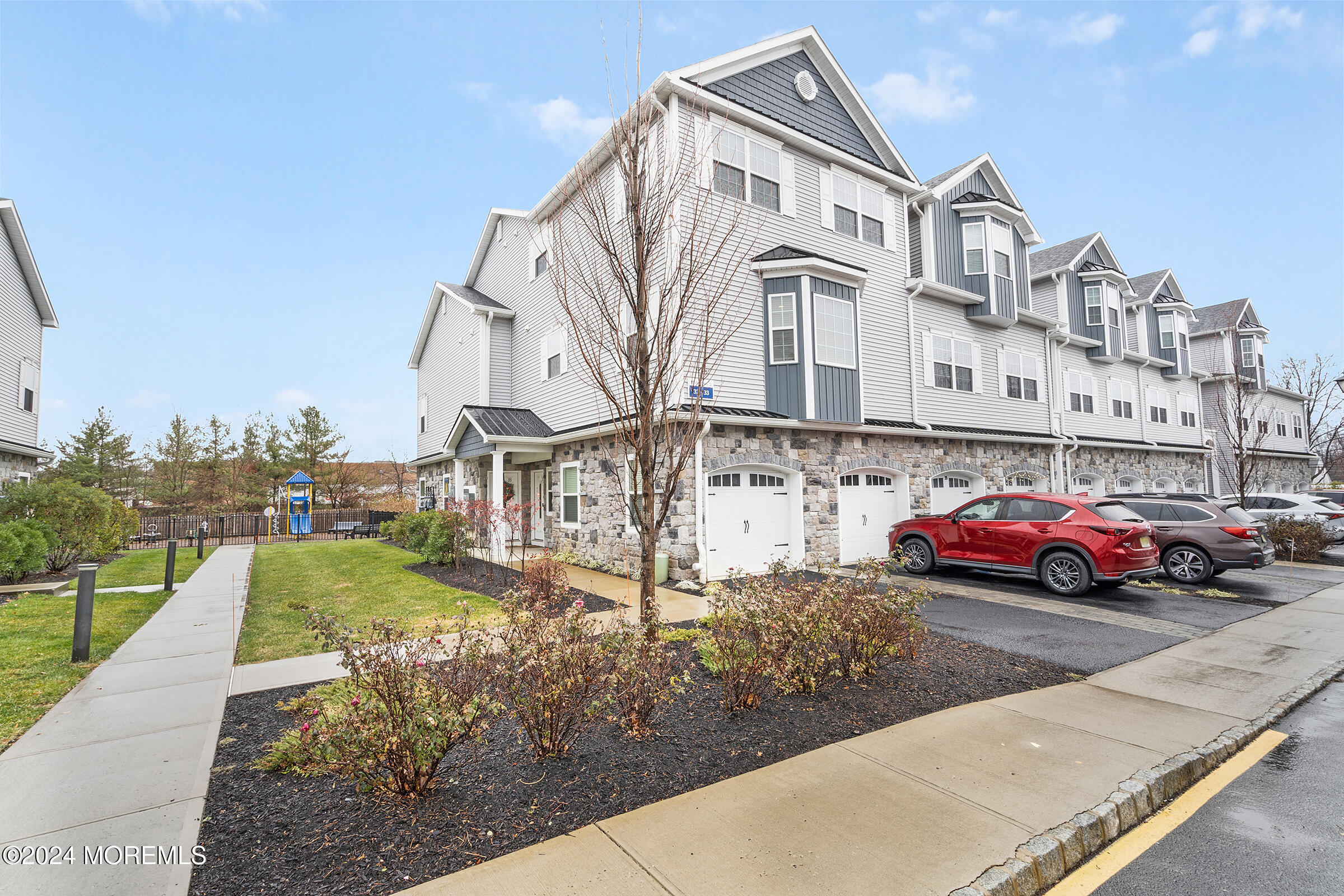 32 Emily Court, Hazlet-125