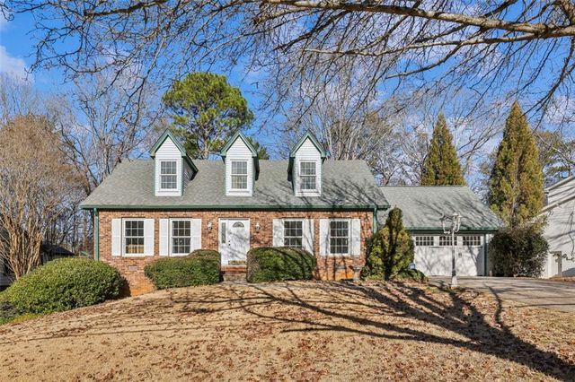 $650,000 | 5352 Waterford Drive | Dunwoody