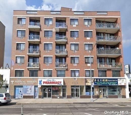 $580,000 | 82-23 Queens Boulevard, Unit 3D | Elmhurst