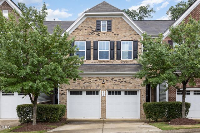 $514,900 | 222 Kylemore Circle | East Cary