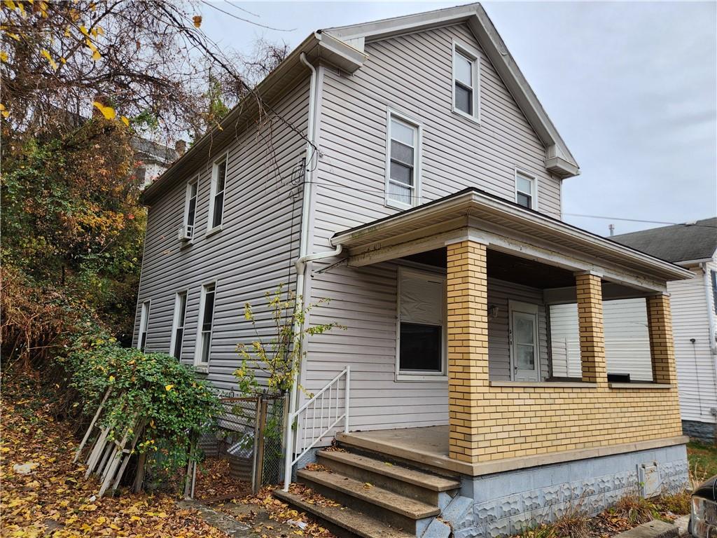 Welcome to 518 Grant St., in wonderful Monongahela