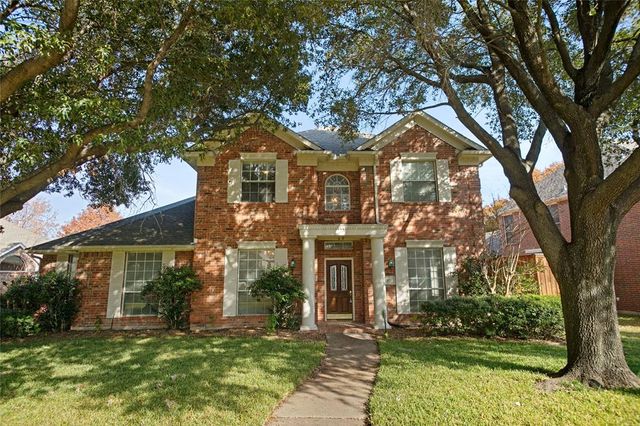 $565,900 | 4405 Crown Ridge Drive | Plano