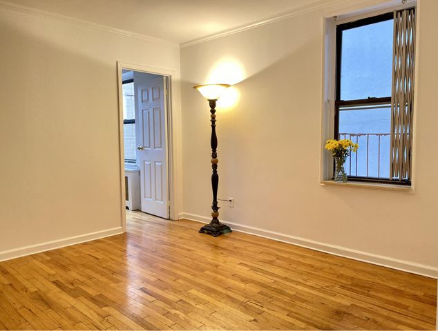 $2,750 | 1420 York Avenue, Unit 5M | Lenox Hill