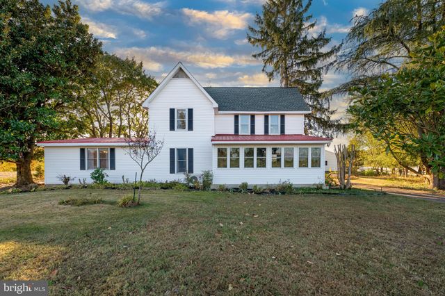 $1,600,000 | 18870 Crown Stone Road