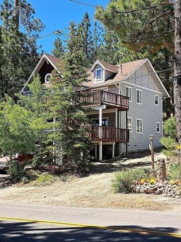 $705,000 | 40283 Lakeview Drive | Big Bear Lake