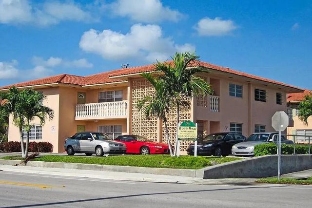 $1,800 | 431 West Camino Real, Unit 17 | Boca Raton Square Gateway