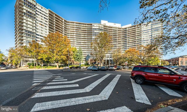 $339,000 | 2401 Pennsylvania Avenue, Unit 4B29 | Spring Garden