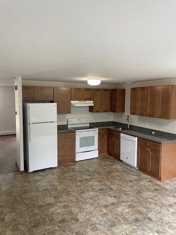 $2,500 | 117 Old Plymouth Road, Unit 1 | Sagamore Beach