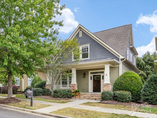 $750,000 | 15710 Laurel Oak Crescent | Davidson