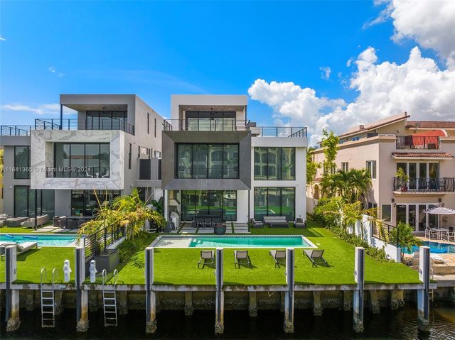 $5,395,000 | 2719 Northeast 14th Street | Coral Ridge