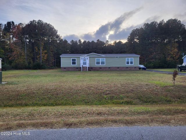 $235,000 | 201 Bowles Pl Drive | Maneys Neck Township - Hertford County