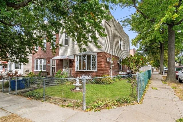 $799,000 | 2869 Lawton Avenue | Throgs Neck