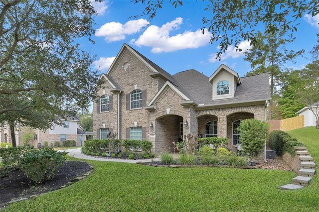 $690,000 | 2151 Summit Mist Drive | Graystone Hills