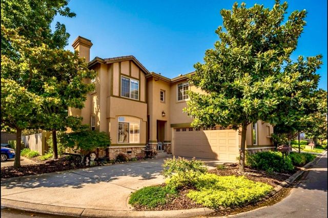 $675,000 | 8920 Visage Circle | Fair Oaks