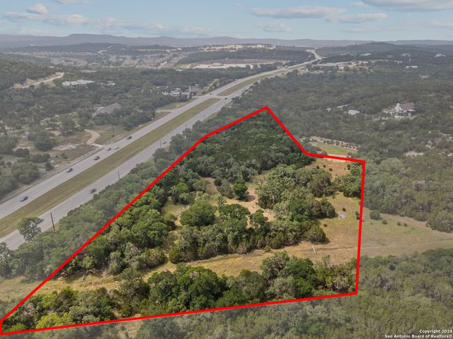 $1,200,000 | 33033 Highway 281