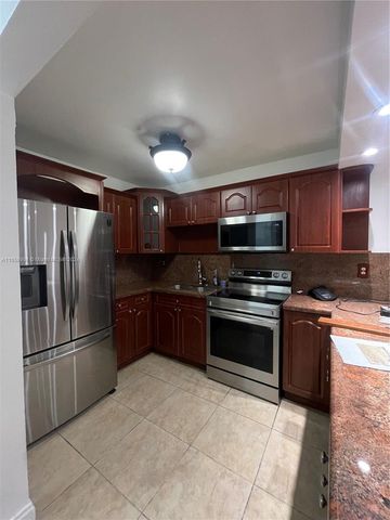 $2,350 | 6095 West 19th Avenue, Unit 311 | Hialeah