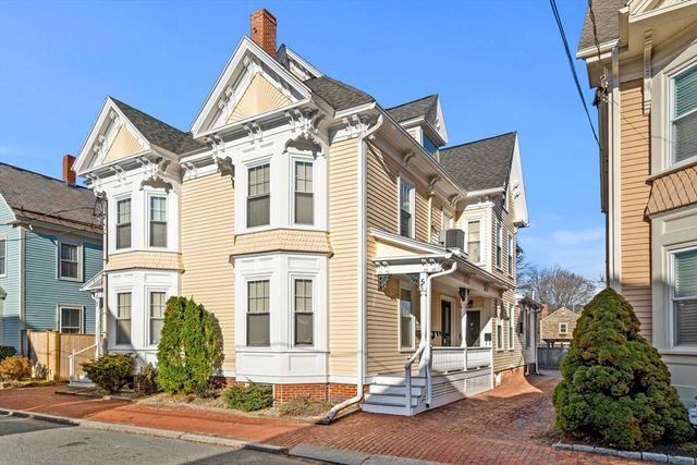 $399,000 | 5 Horton Street, Unit F | South End Newburyport