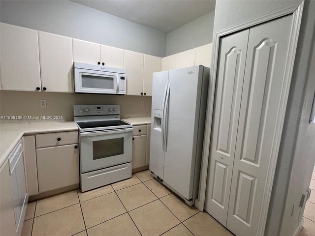 $1,995 | 1660 Southeast 29th Street, Unit 100 | Homestead