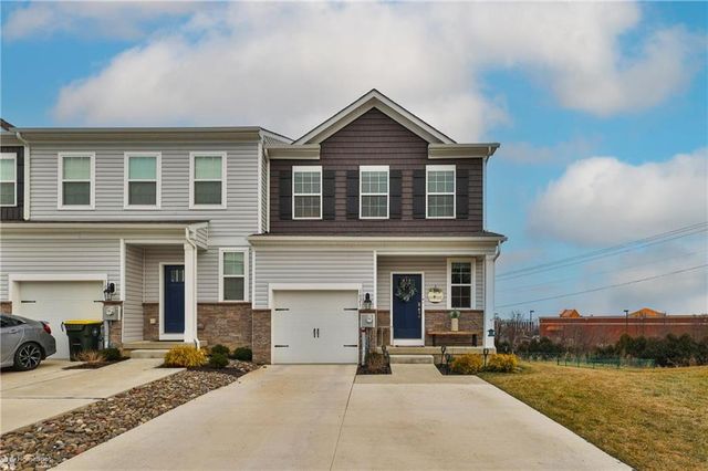 $449,900 | 1021 Turnstone Drive | Upper Macungie Township - Lehigh County