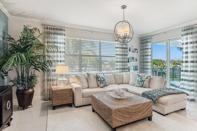 $1,675,000 | 721 Bay Colony Drive South | Bay Colony