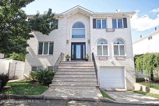 $999,000 | 34 Delia Court | Tottenville