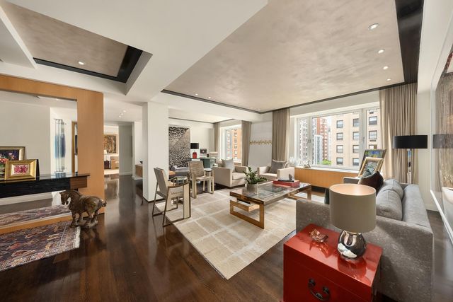 $6,995,000 | 1045 Park Avenue, Unit 8 | Upper East Side