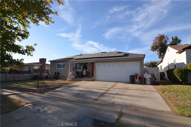 $799,000 | 13425 Reliance Street | Arleta