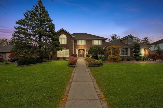 $695,000 | 631 Indian Trail Drive | Palos Township - Cook County