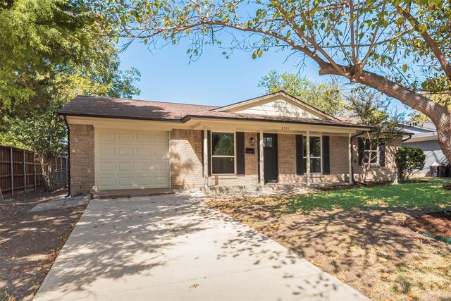 $279,999 | 2511 Larchmont Drive | Mesquite