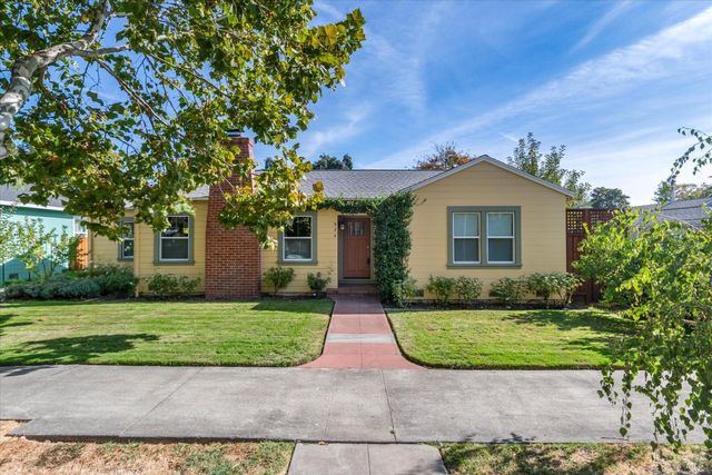 $936,000 | 926 Seymour Street | Central Napa