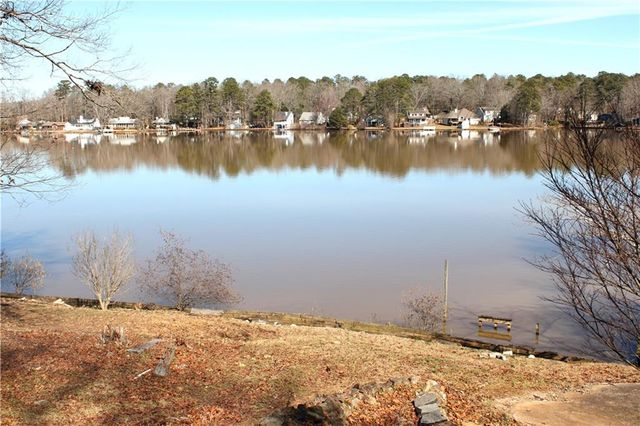 $950 | 226 Greentree Parkway | Lake Wildwood