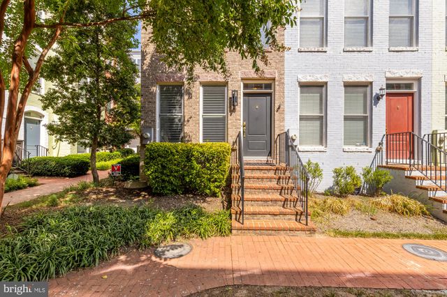 $995,000 | 1021 5th Street Southeast | Navy Yard