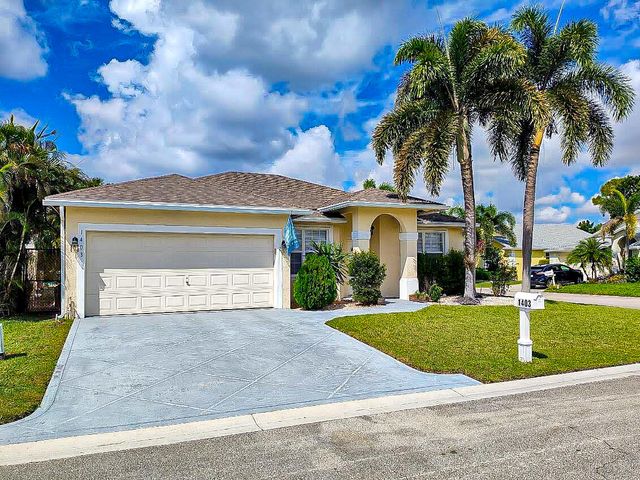 $550,000 | 1403 Bethpage Way | Greenacres