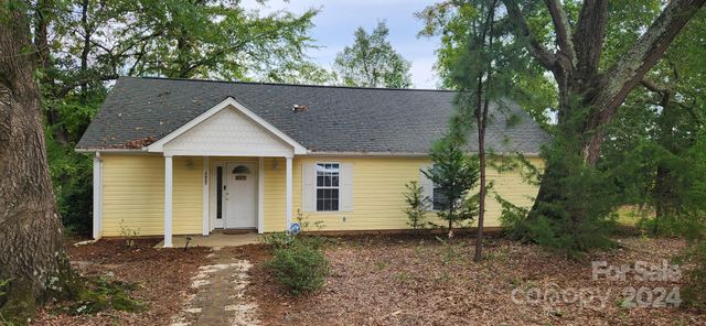 $275,000 | 2627 Clover Road Northwest | Concord