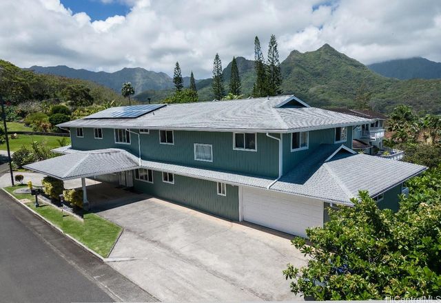 $2,450,000 | 1464 Aunauna Street | Hillcrest