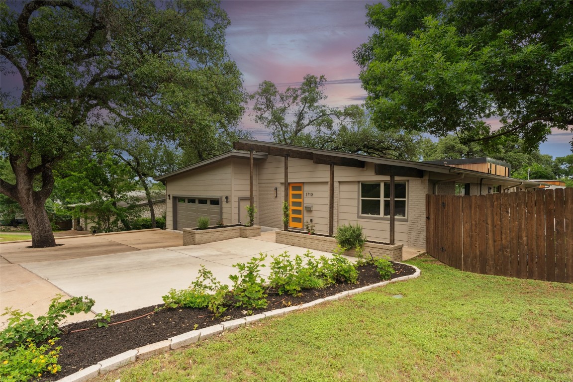 Welcome to 2719 Barton Skyway, a beautiful and unique, large mid-century modern gem in the heart of Barton Hills. A short walk to the greenbelt, Barton Hills Elementary, and Zilker Park!