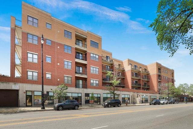 $430,000 | 3125 West Fullerton Avenue, Unit 207 | Logan View