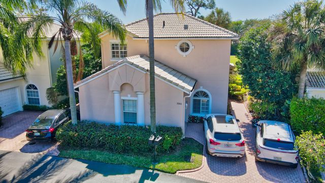 $720,000 | 7351 Panache Way | Boca Pointe