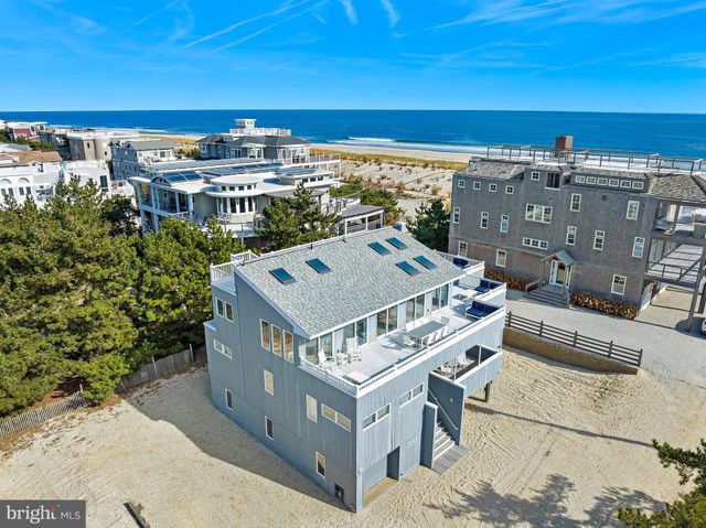 $3,999,000 | 1039 Long Beach Boulevard | North Beach