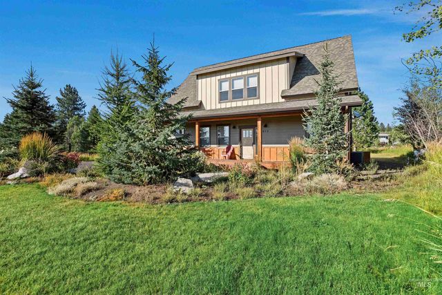 $1,265,000 | 643 Fox Ridge Road | McCall